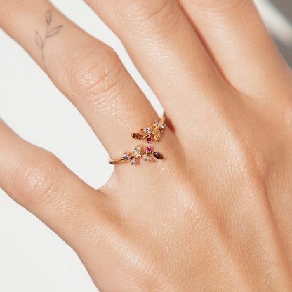 Vivid laurel ring